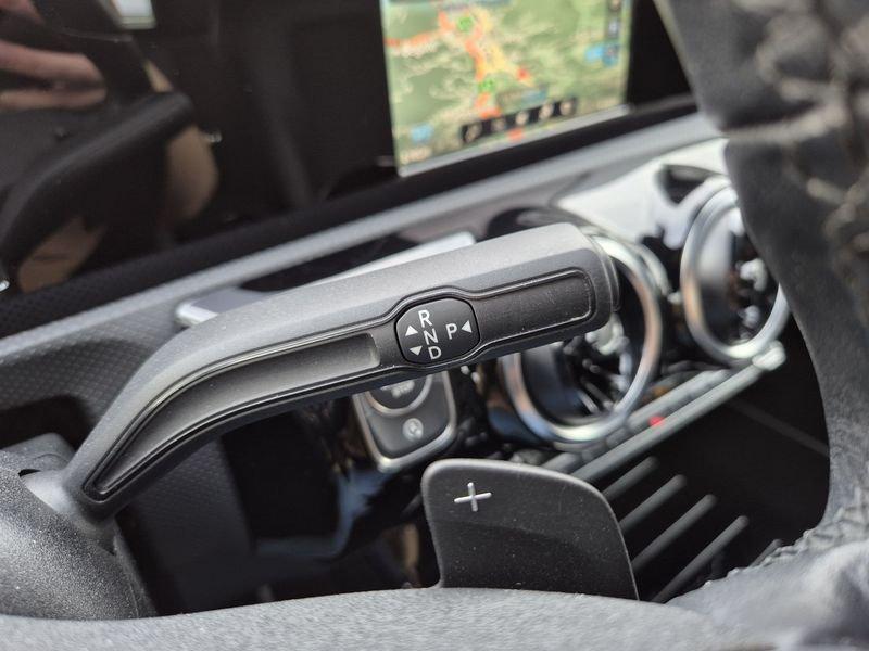 Mercedes-Benz Classe A A 180 d Sport Night edition auto