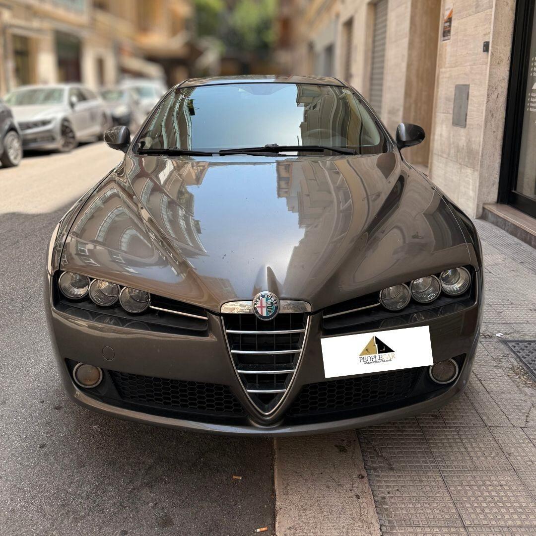 Alfa Romeo 159 1.9 JTDm 16V Sportwagon Exclusive
