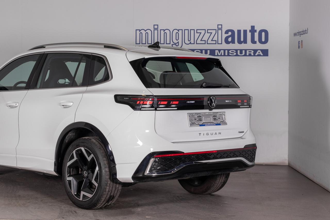 Volkswagen Tiguan 2.0 Tdi R-line 4motion Dsg 193cv Gancio Traino