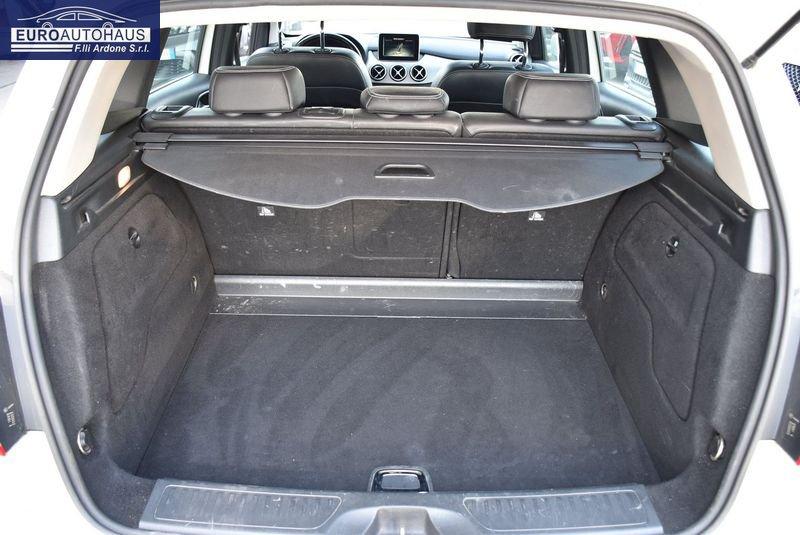 Mercedes-Benz Classe B B 180 d (cdi) Sport *NAVIGATORE, TELECAMERA*