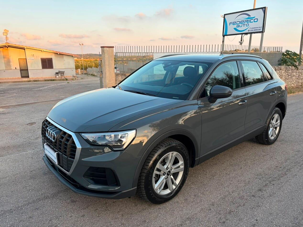 Audi Q3 35 2.0 tdi Business Advanced quattro s-tronic