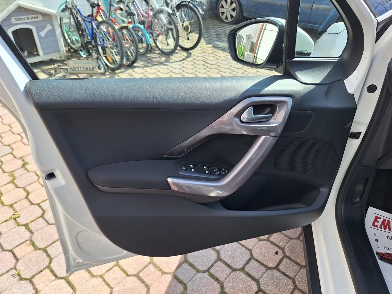 Peugeot 2008 1.2 VTi 82CV *AUTOMATICO