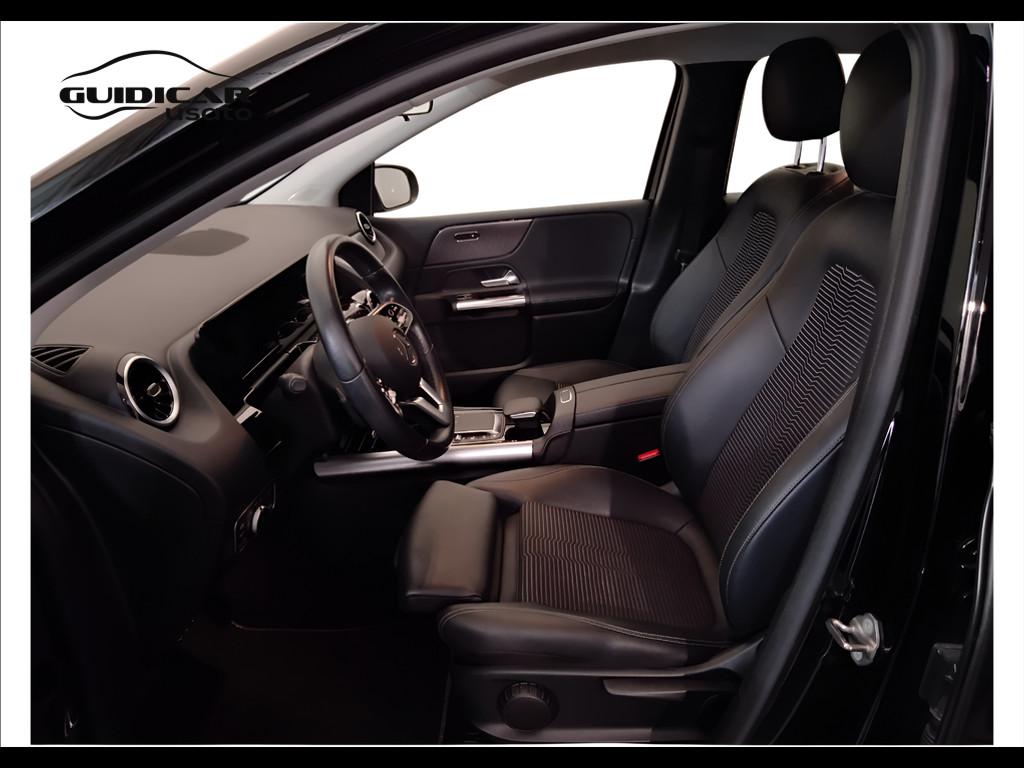 Mercedes-Benz Classe B - W247 2018 - B 180 d Sport auto