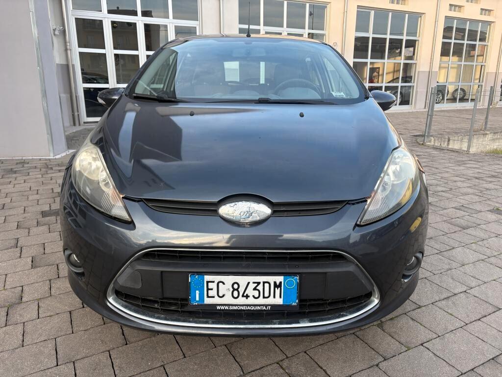 Ford Fiesta 1.4 5 porte Bz.- GPL Titanium
