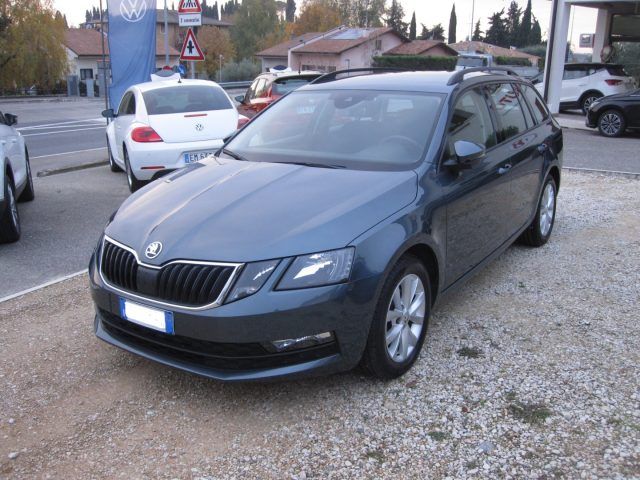 SKODA Octavia 1.6 TDI CR 115 CV DSG Wagon Executive