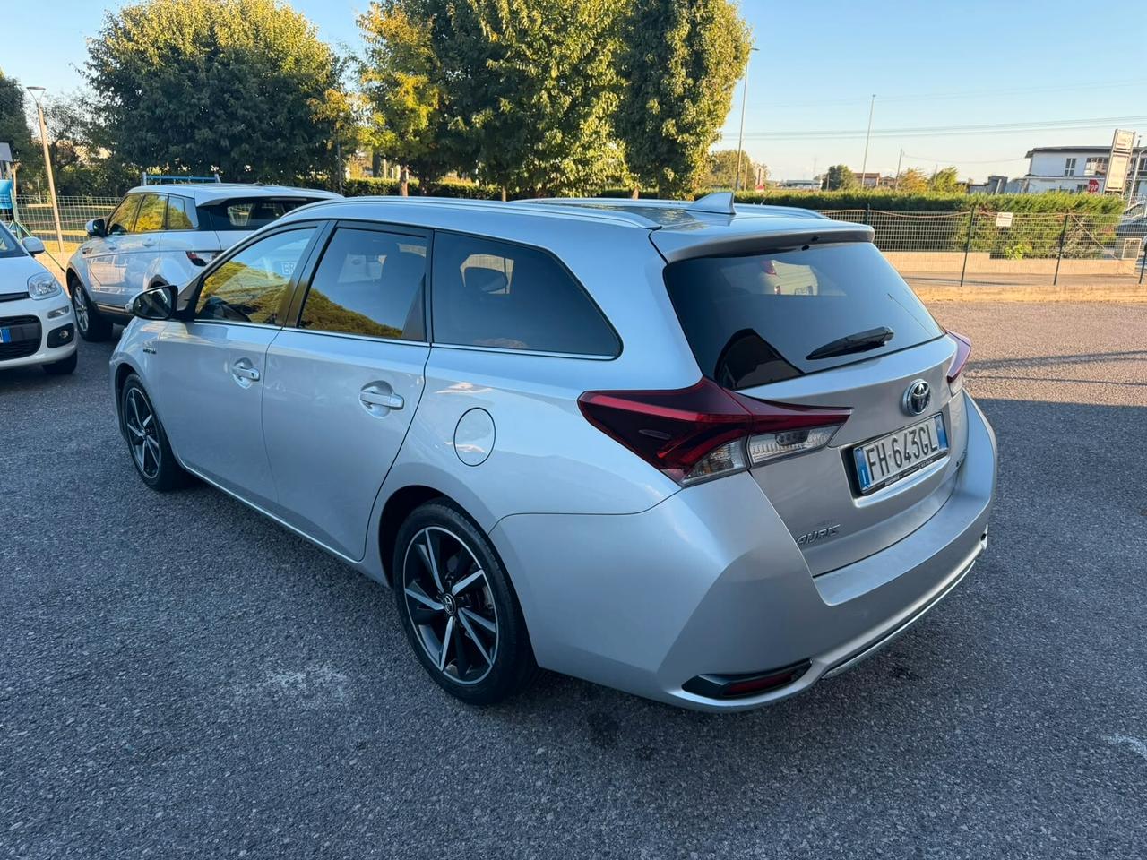Toyota Auris Touring Sports 1.8 Hybrid Lounge