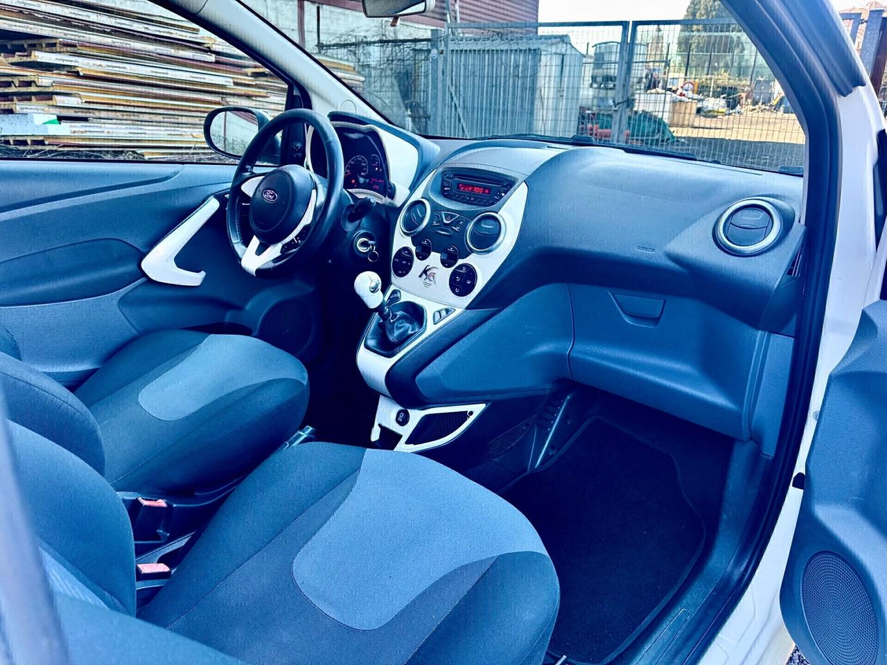 Ford Ka 1.2 8V 69CV Titanium Neopatentati 2014
