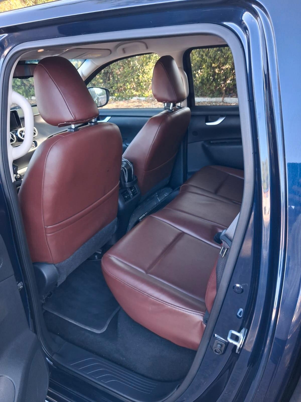 Mercedes-benz X 250 250d pure 4 matic