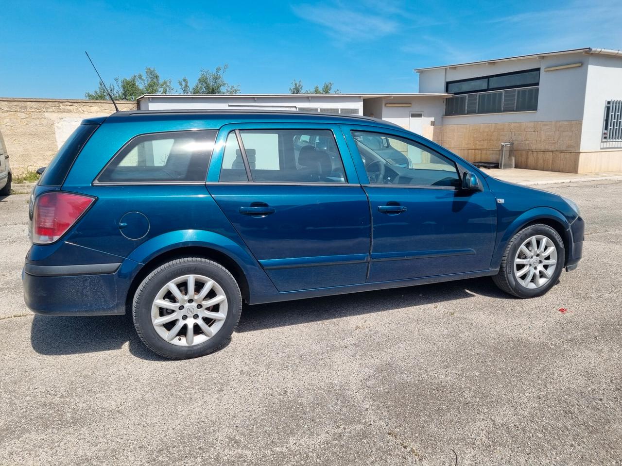 Opel Astra 1.7 CDTI 101CV 5 porte Cosmo