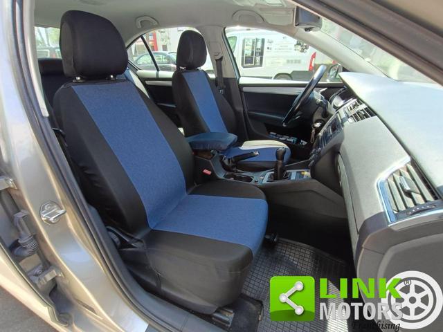 SKODA Octavia 1.6 TDI CR 105 CV Elegance NEOPATENTATI