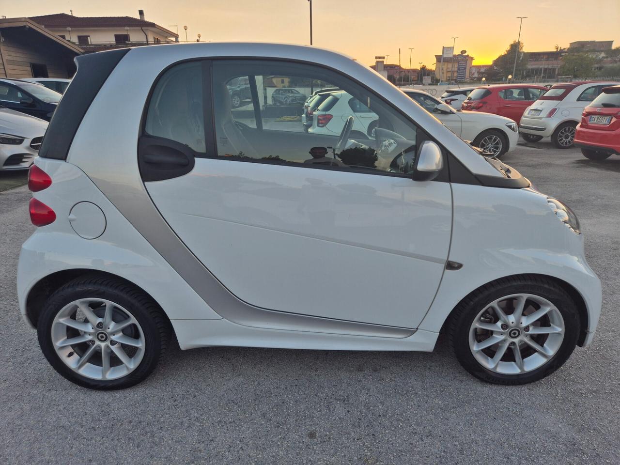 Smart ForTwo 1000 52 kW MHD coupé pulse