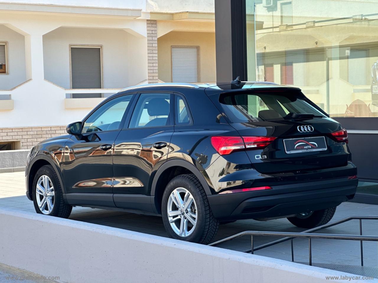 AUDI Q3 35 TDI S tronic Business