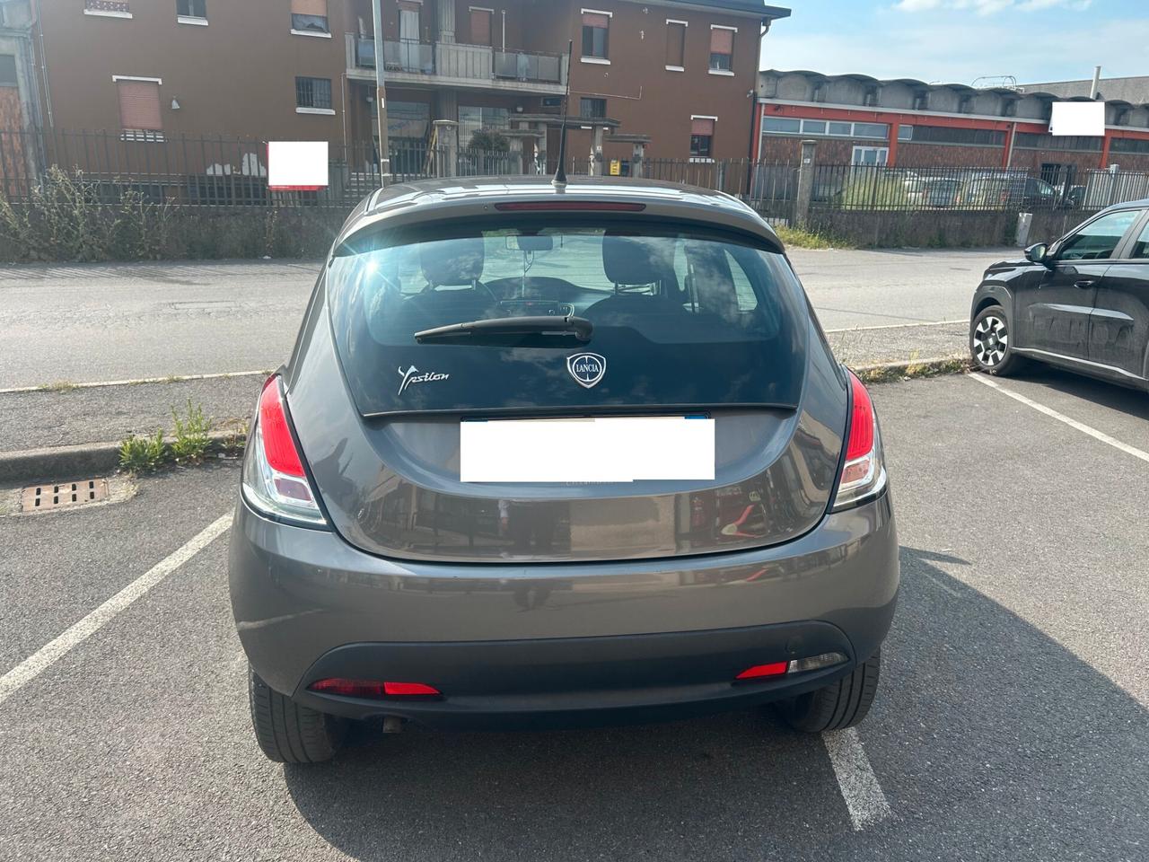 Lancia Ypsilon 0.9 TwinAir 85 CV 5 porte Metano Ecochic Gold