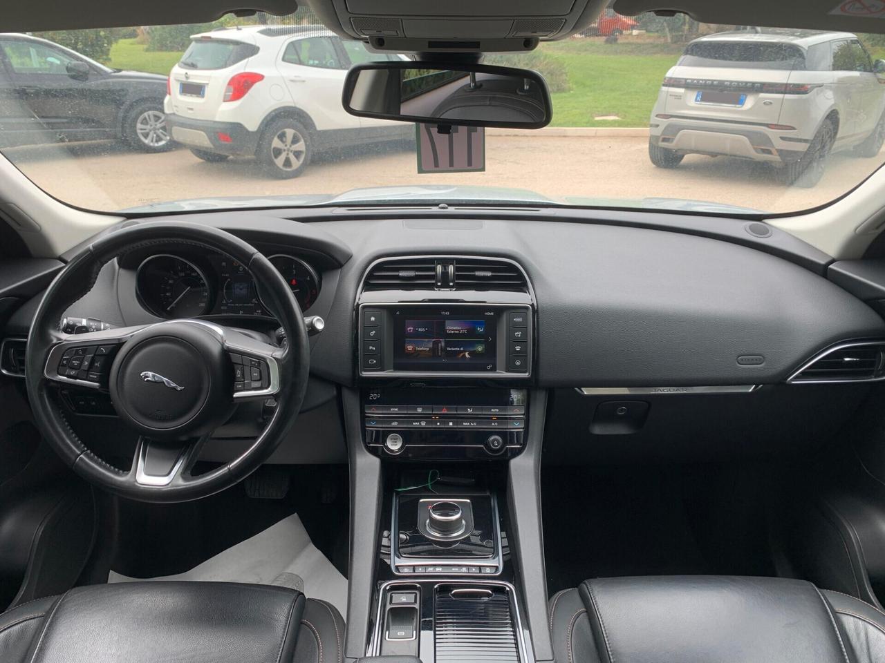 Jaguar F-Pace 2.0 D 240 CV AWD aut. Prestige