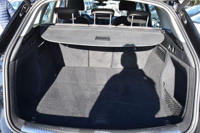 AUDI Q5 35 TDI quattro S tronic Business Design *Cockpit*