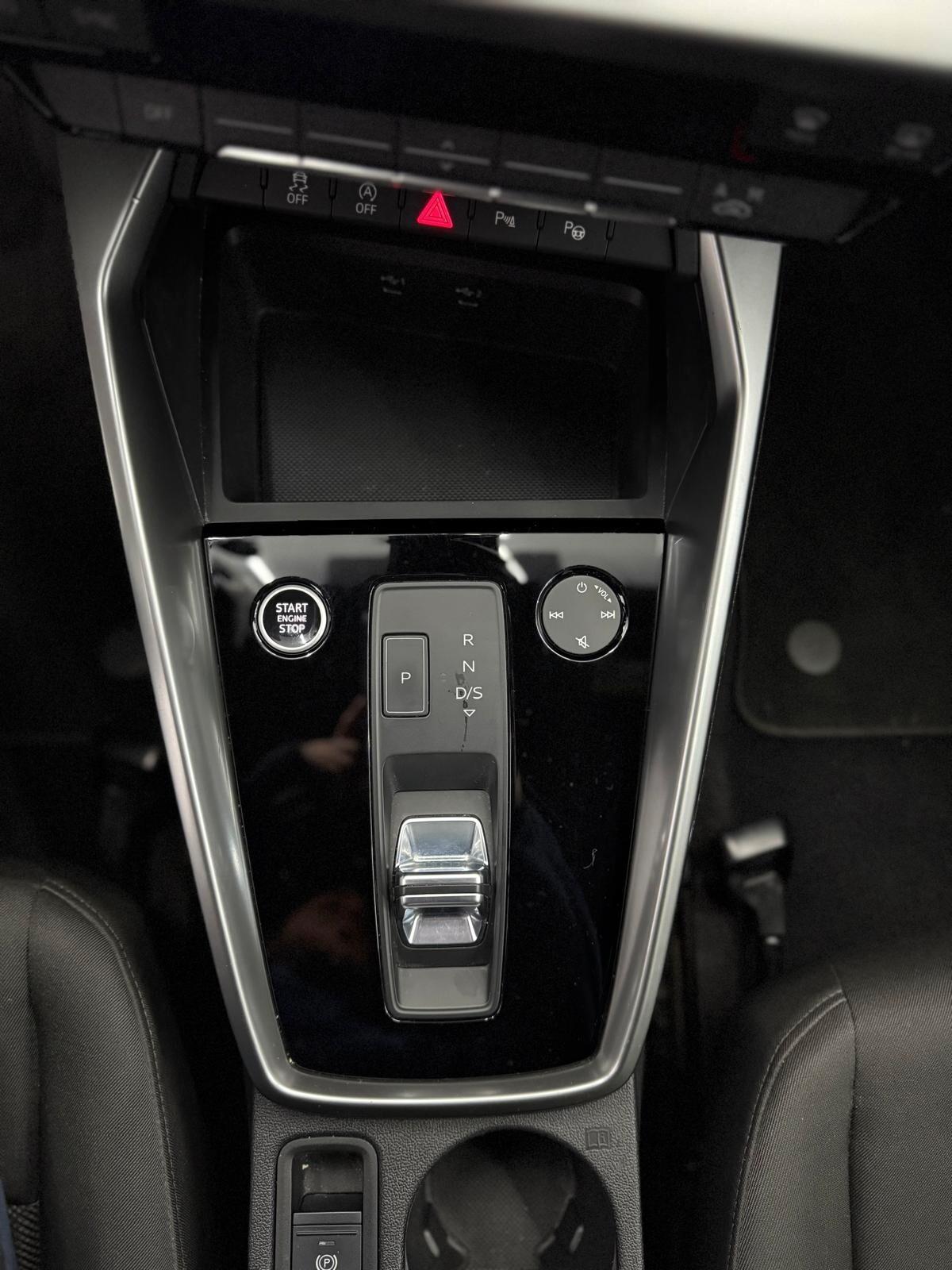 Audi A3 SPB 30 TDI Business Advanced