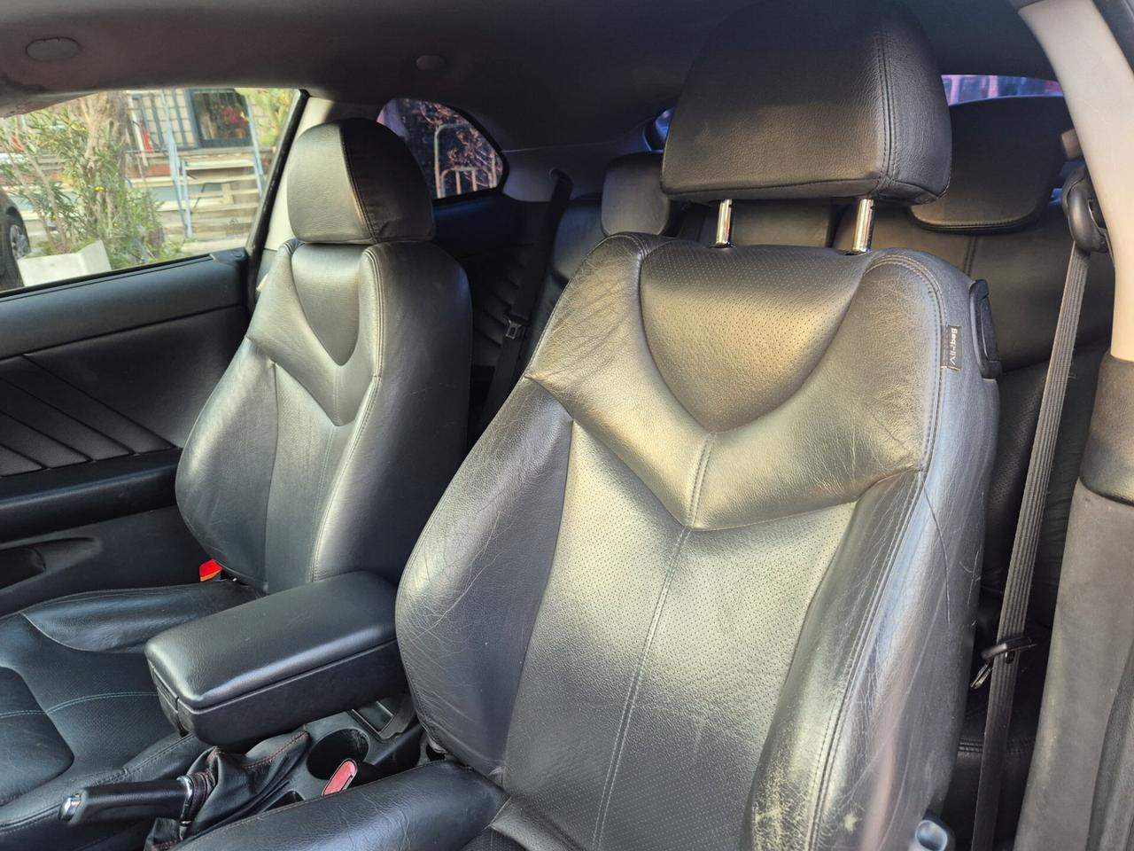 Alfa Romeo GT 2.0 JTS