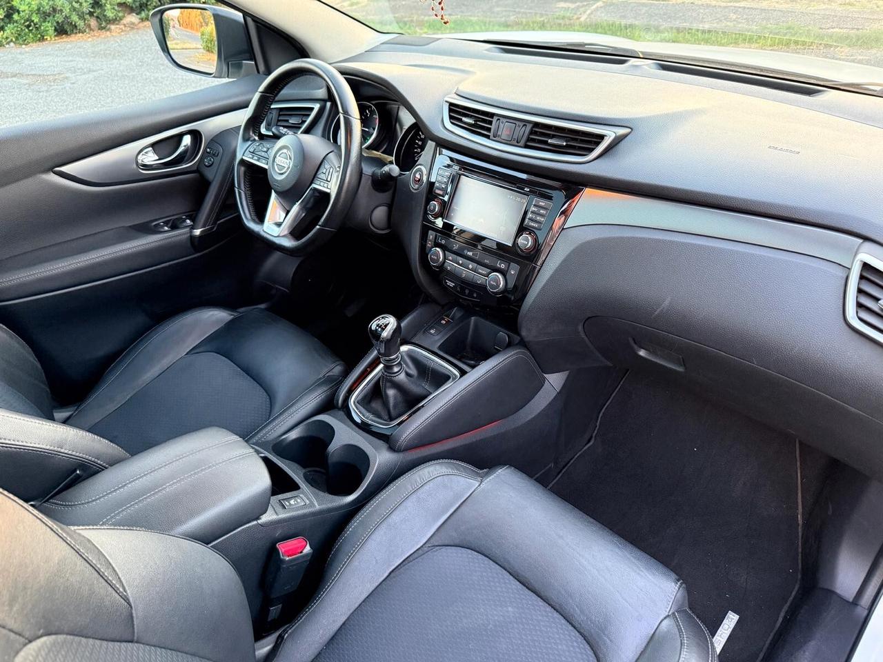 Nissan Qashqai 1.6 dCi 131CV TEKNA FULL