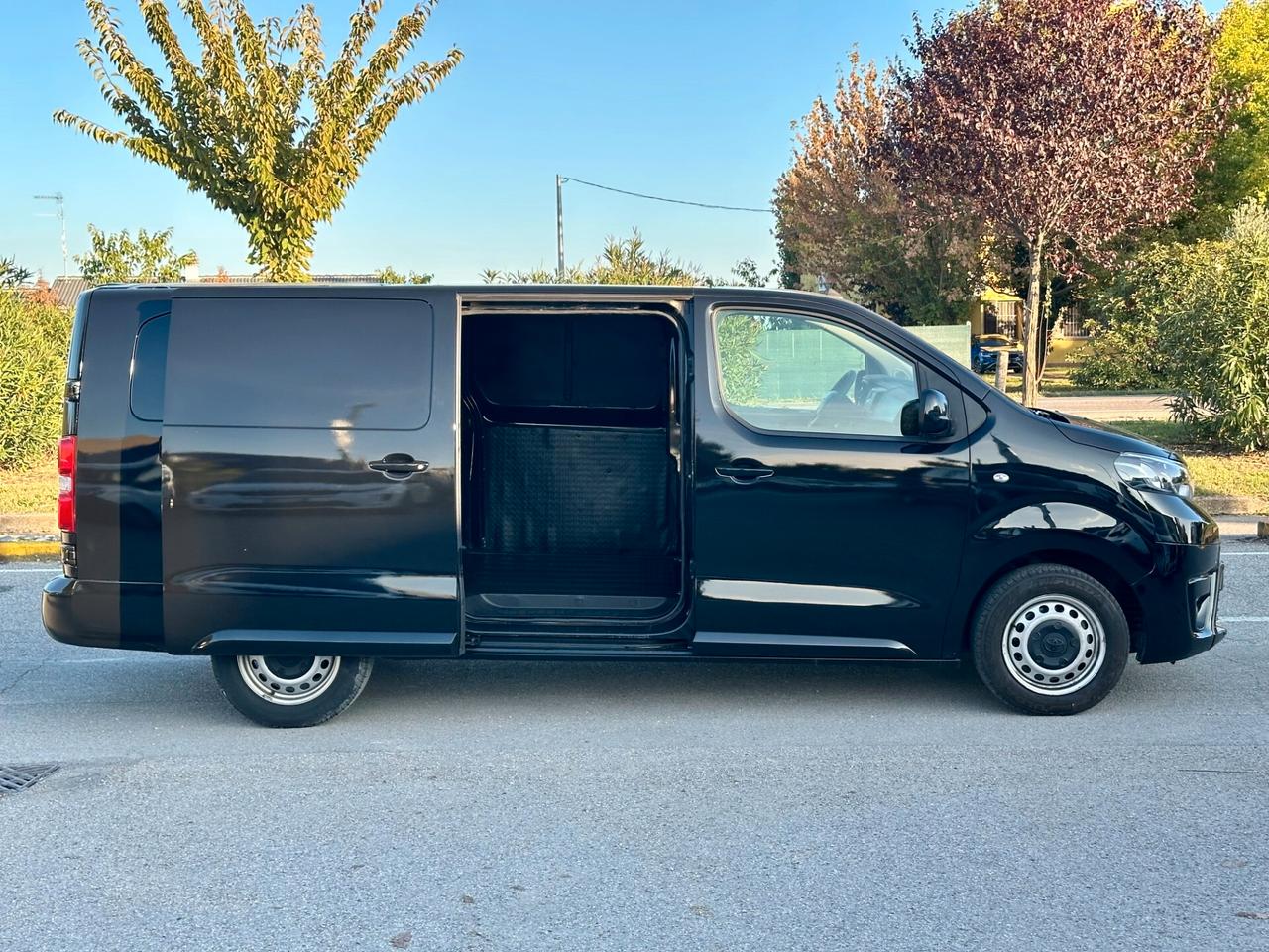 Toyota Proace 2.0D 144 CV L2 14q Active