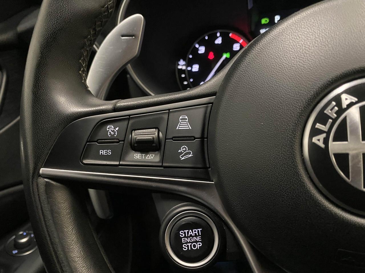 Alfa Romeo Stelvio 2.2 Turbodiesel 160 CV AT8 RWD Sport-Tech