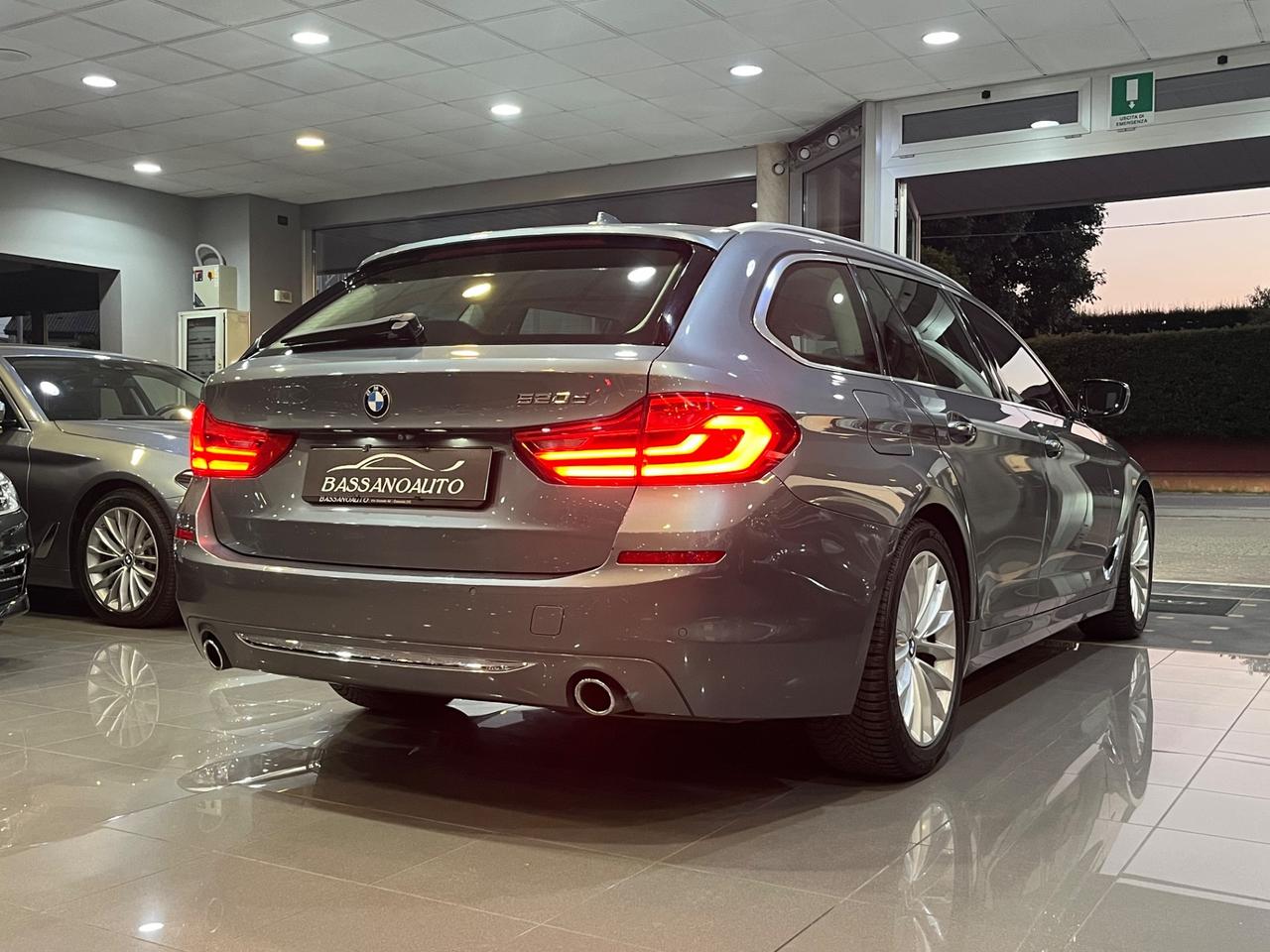 Bmw 520 BMW 520 G31 2017 Touring 520d Touring Luxury