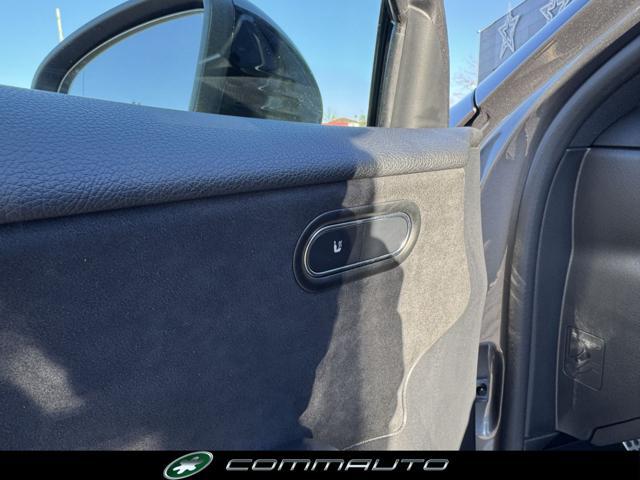 MERCEDES-BENZ A 200 Automatic AMG Line Advanced Plus