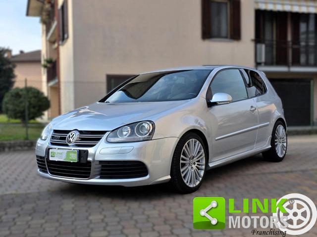 VOLKSWAGEN Golf 3.2 VR6 4mot. 3p. DSG R32
