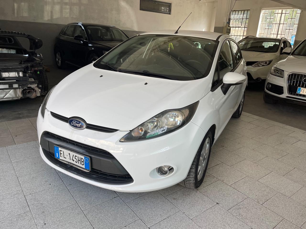 Ford Fiesta Ikon 1.4 5 porte Bz.- GPL