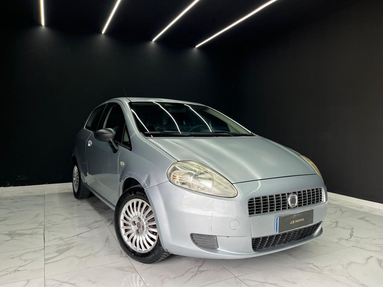 Fiat Punto Grande 1.2 FUN 3 porte OK NEOPATENTATI
