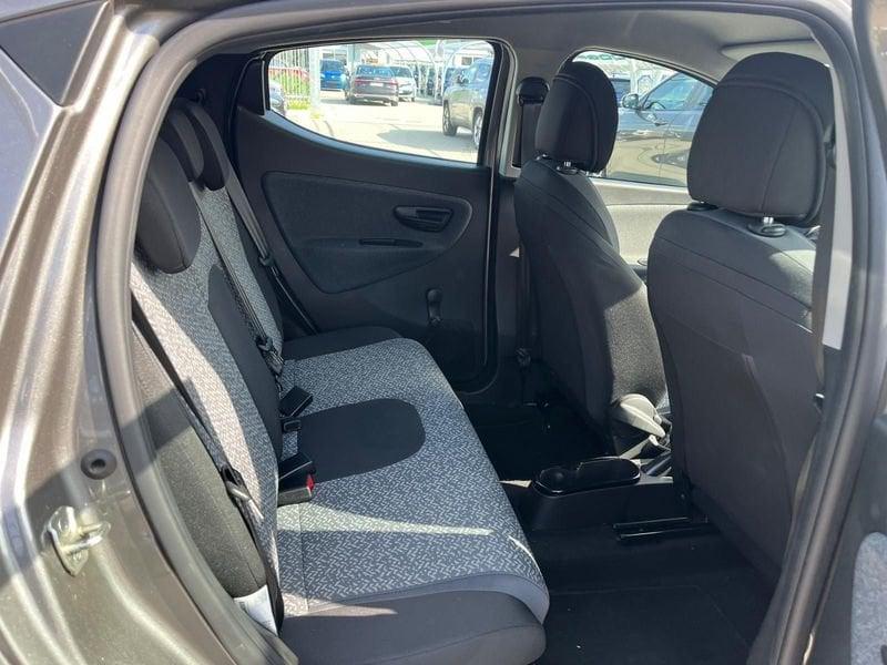 Lancia Ypsilon Ypsilon 1.2 69 CV 5 porte GPL Silver