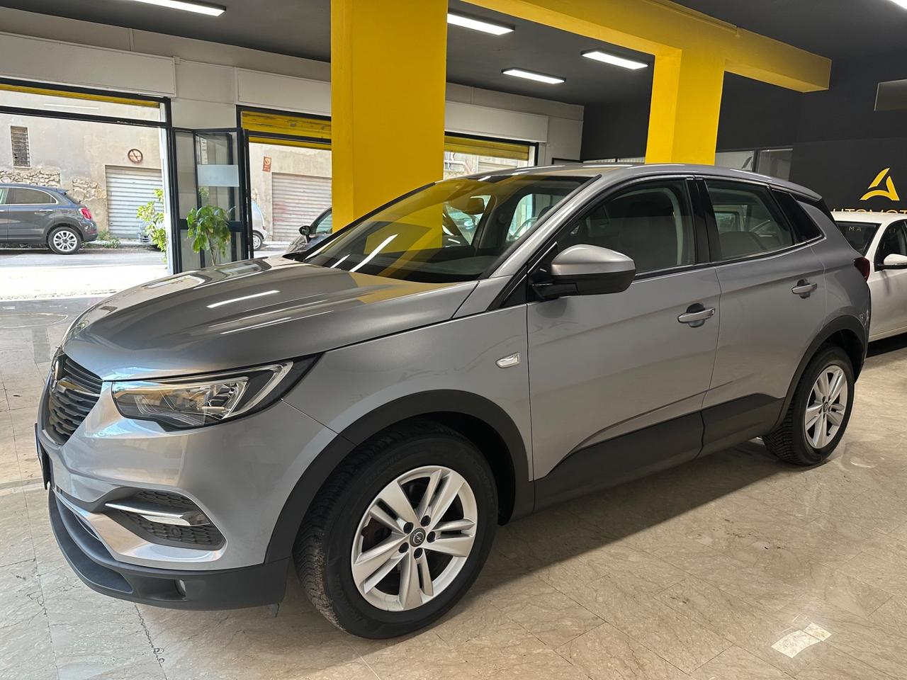 Opel Grandland X 1.5 diesel Ecotec Start&Stop aut. Business Ed.