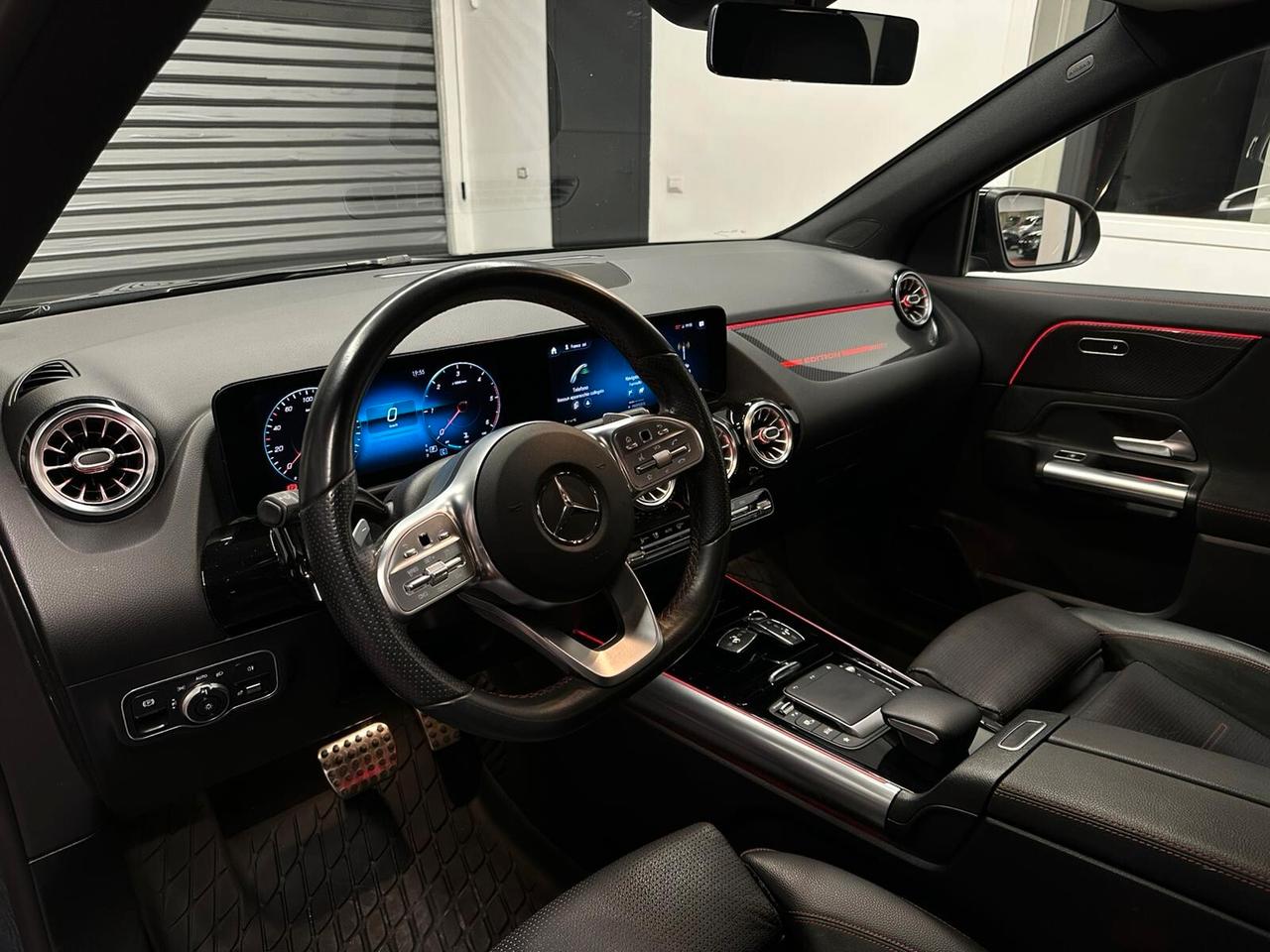 GLA 200d Automatic 4Matic Premium Edition 1