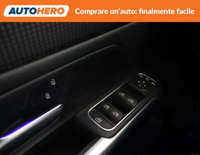 MERCEDES-BENZ GLA 180 d Automatic Premium