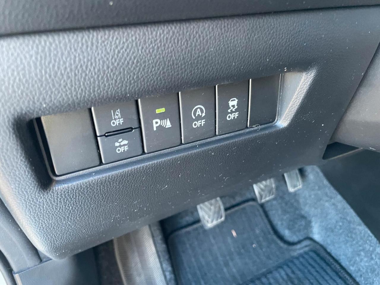 Suzuki Swift 1.2 Hybrid 4WD AllGrip Top