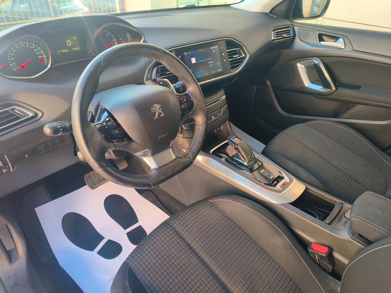 Peugeot 308 BlueHDi 100 S&S SW Active