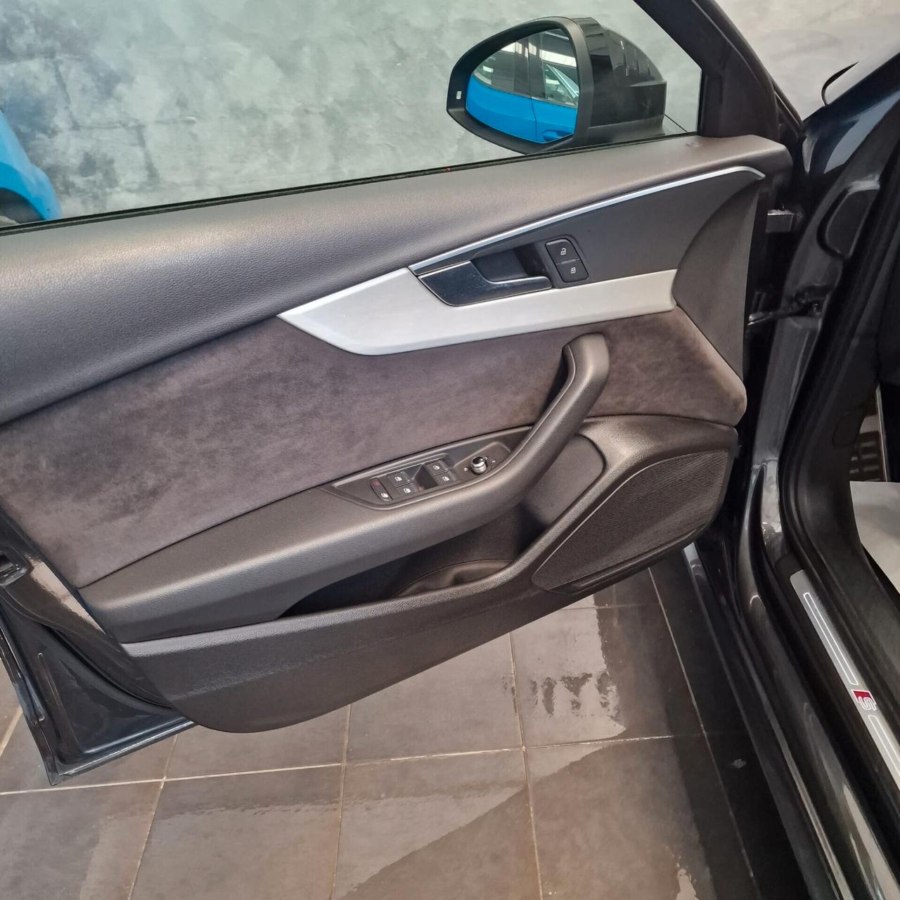 Audi A4 Avant 3.0 TDI 272 CV quattro tiptronic S-LINE