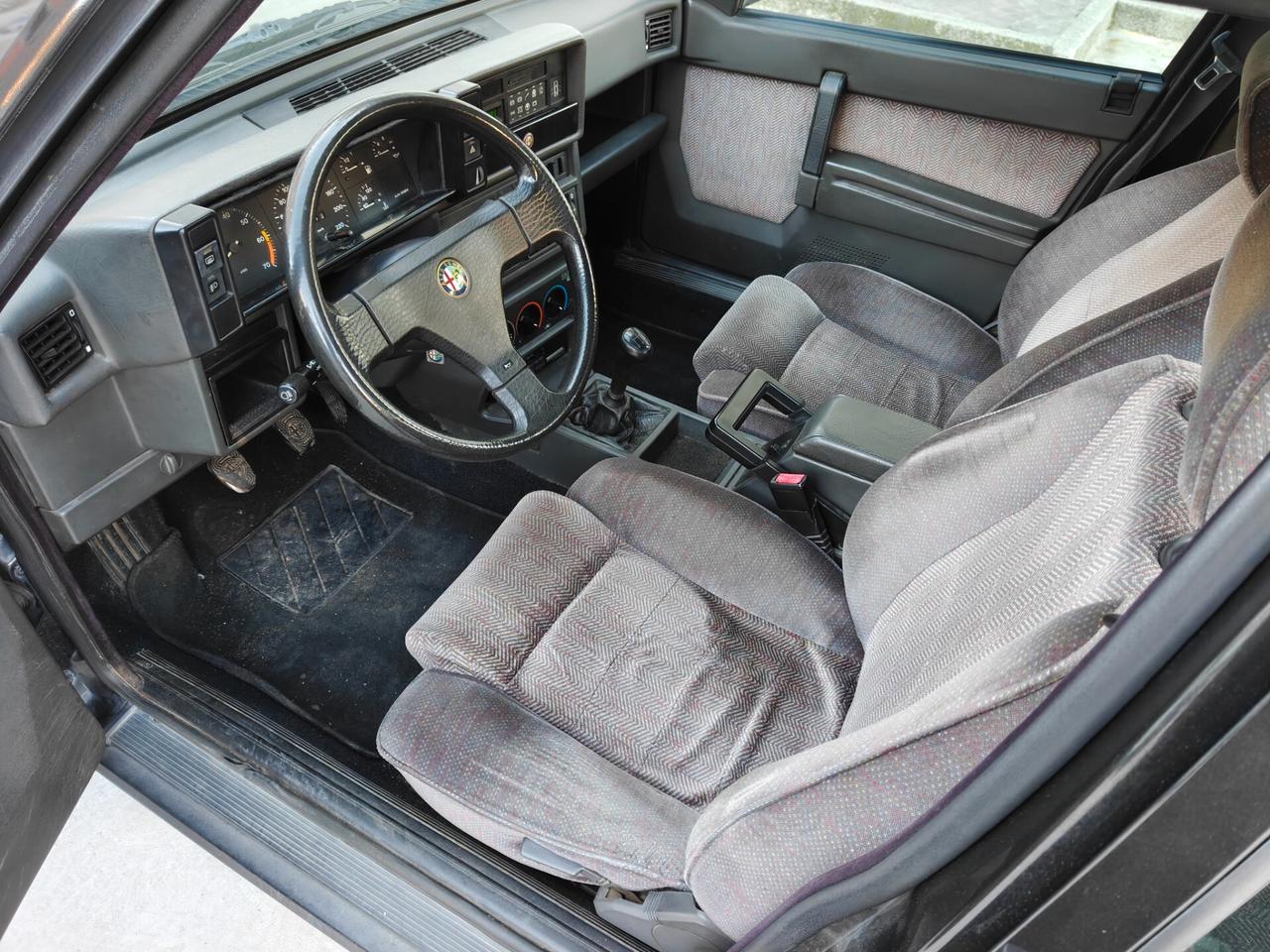 Alfa Romeo 75 motore nuovo