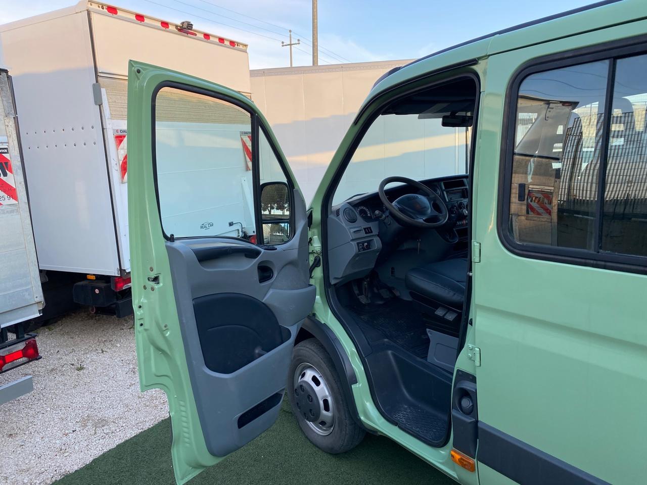 Iveco Daily 3.0-35C15 Ribaltabile Trilaterale 7 Posti