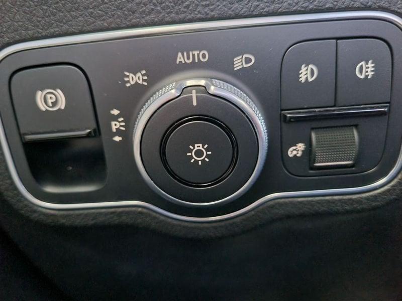 Mercedes-Benz GLB GLB 200 d Automatic 4MATIC Edition1