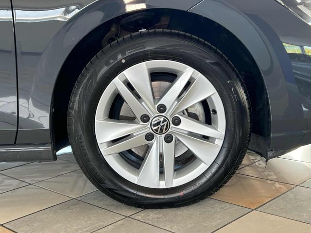 VOLKSWAGEN Golf 1.0 eTSI EVO DSG Life