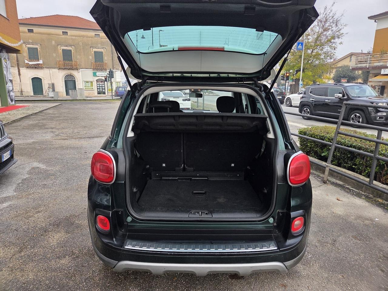 FIAT 500L 1.3 MJT 85VC 62KW AUTOM OKNEOPATE-2015
