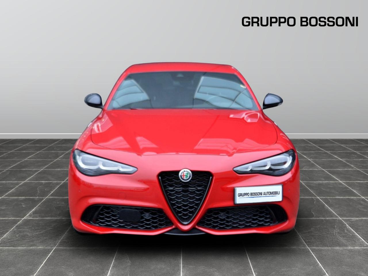 Alfa Romeo Giulia 2.0 turbo 280cv competizione q4 at8