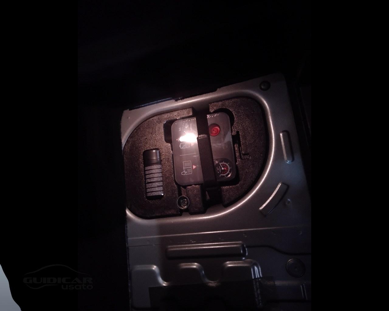 MINI Mini IV F55 2018 5p - Mini 5p 1.5 Cooper D Business XL