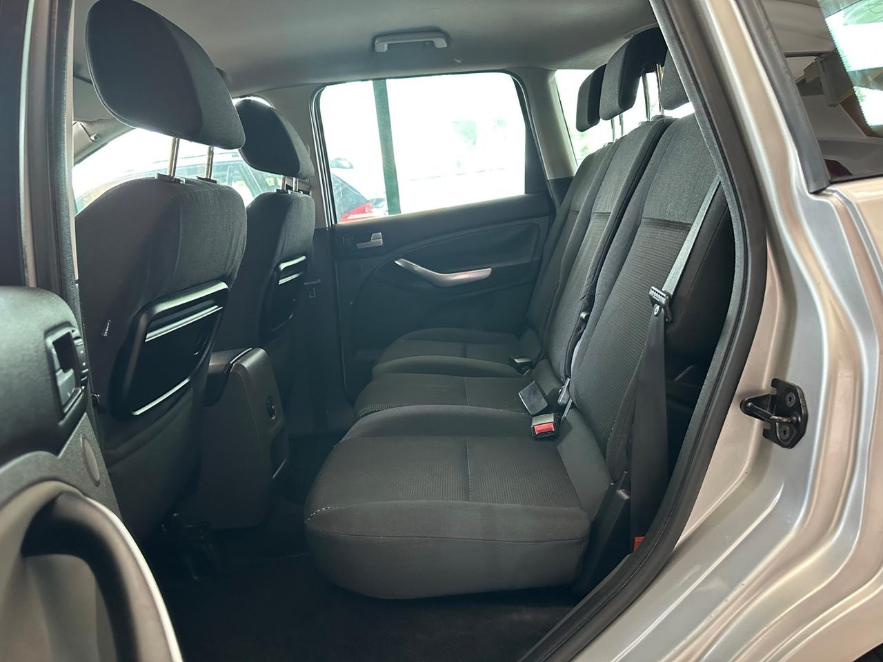 Ford C-Max 1.6 TDCi 110 CV Titanium Neopatentati