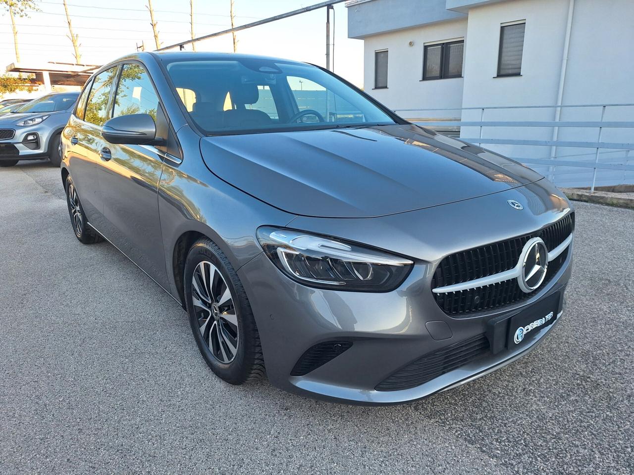 Mercedes-benz B 180 Automatic Advanced RETROCAM- 2023