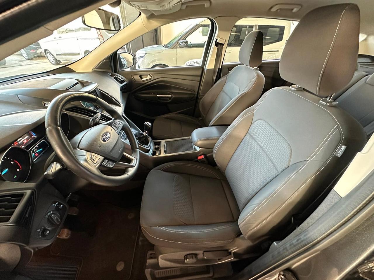 Ford Kuga 1.5 TDCI 120 CV S&S 2WD Titanium