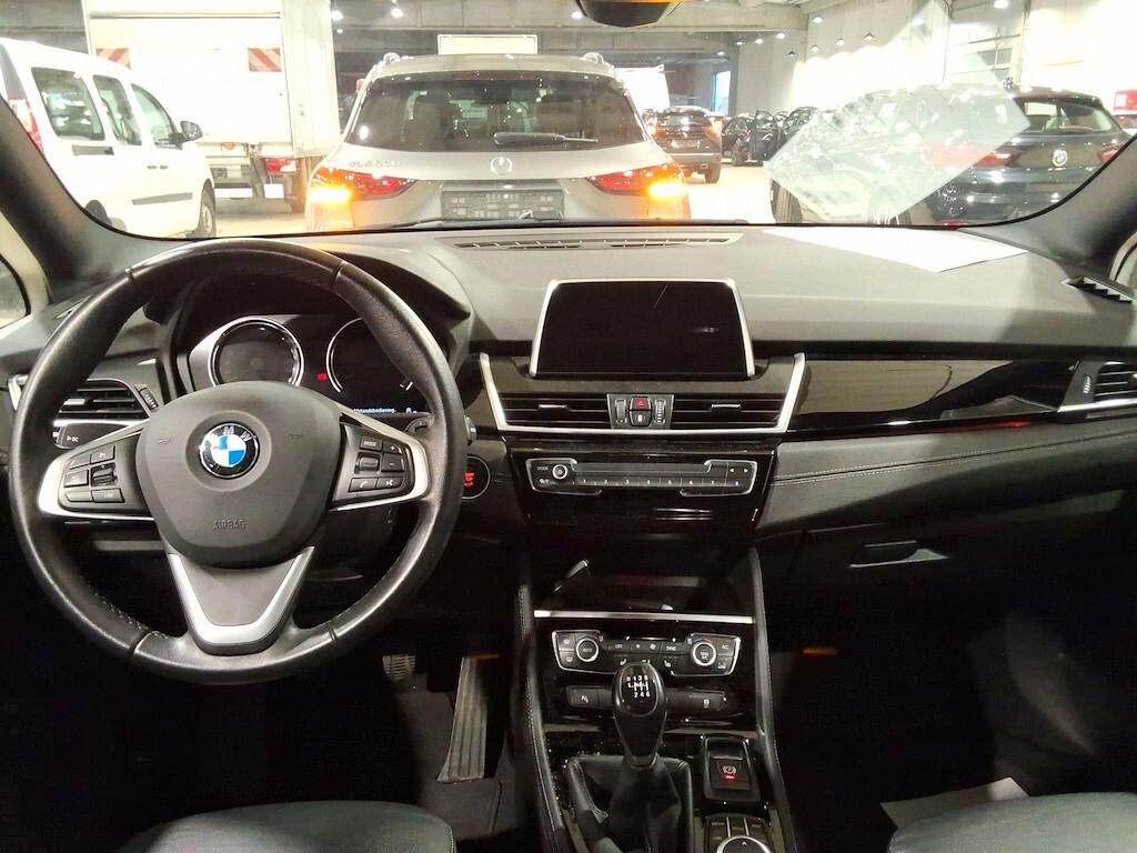 BMW 216D GRAN TOURER 116CV 6M. SPORT LINE ( FARI LED - PELLE - AMBIENT LIGHTS - CRUISE - NAVI - PDC - TELECAMERA POST. - CERCHI 17 )