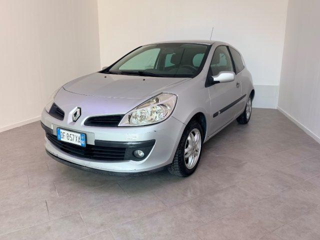 RENAULT Clio 1.2 16V 3 porte Le Iene