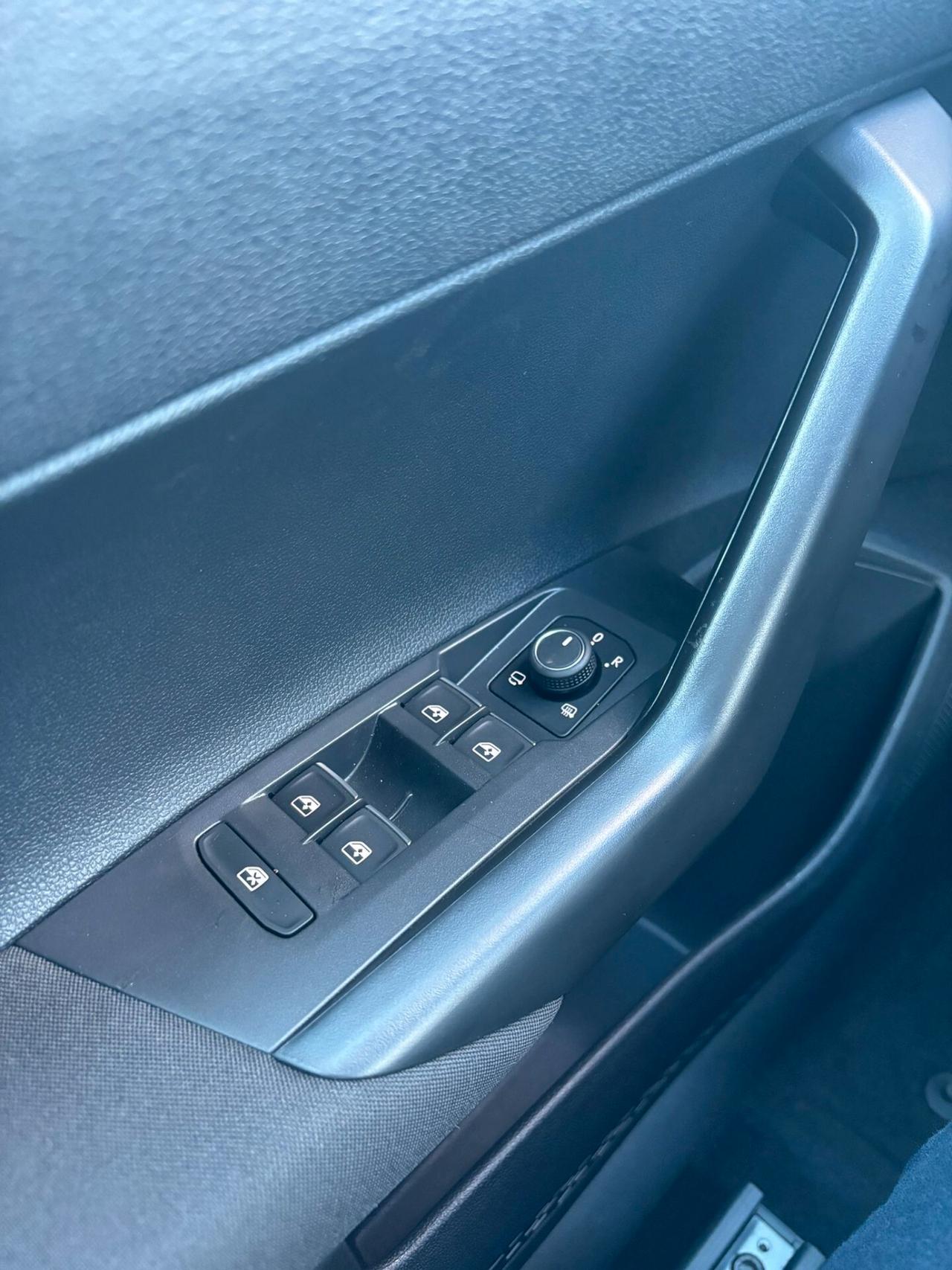 Volkswagen Polo 2.0 TSI DSG GTI