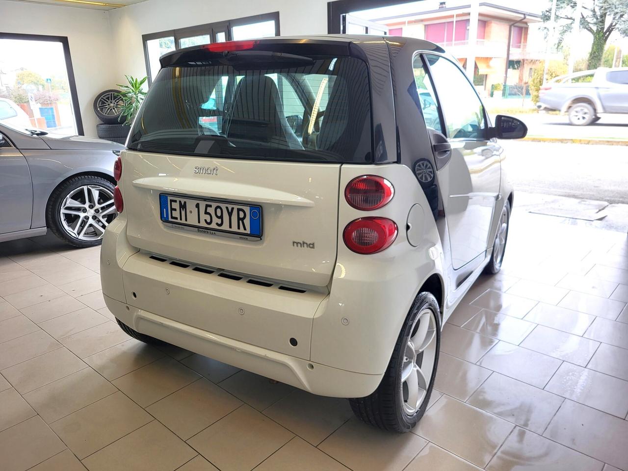 Smart ForTwo 1000 52 kW coupé pure